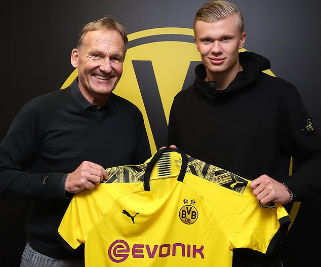 谢什科：失去主教练从来都不是一件容易的事，我们得承担责任