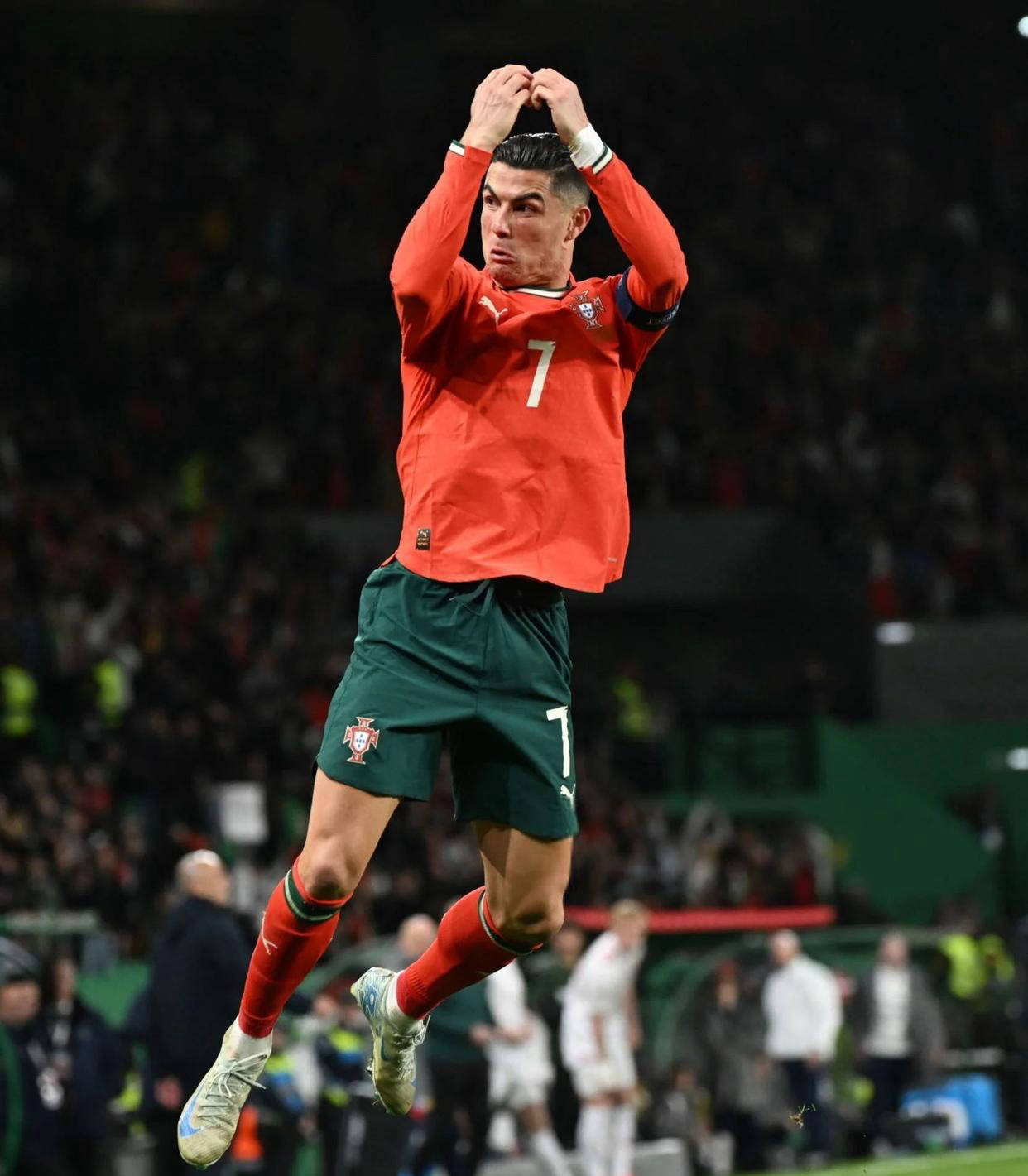 P社在《吸血鬼：避世血族2》上亏损3300万美元 称原因在自己