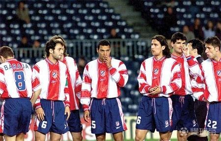 大将送点蓝军主帅立马爆粗口!10战2胜球迷喊阿布