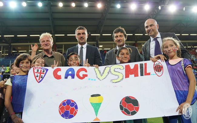 《无用之人：登神长阶》发售 国产奇幻风背包管理游戏